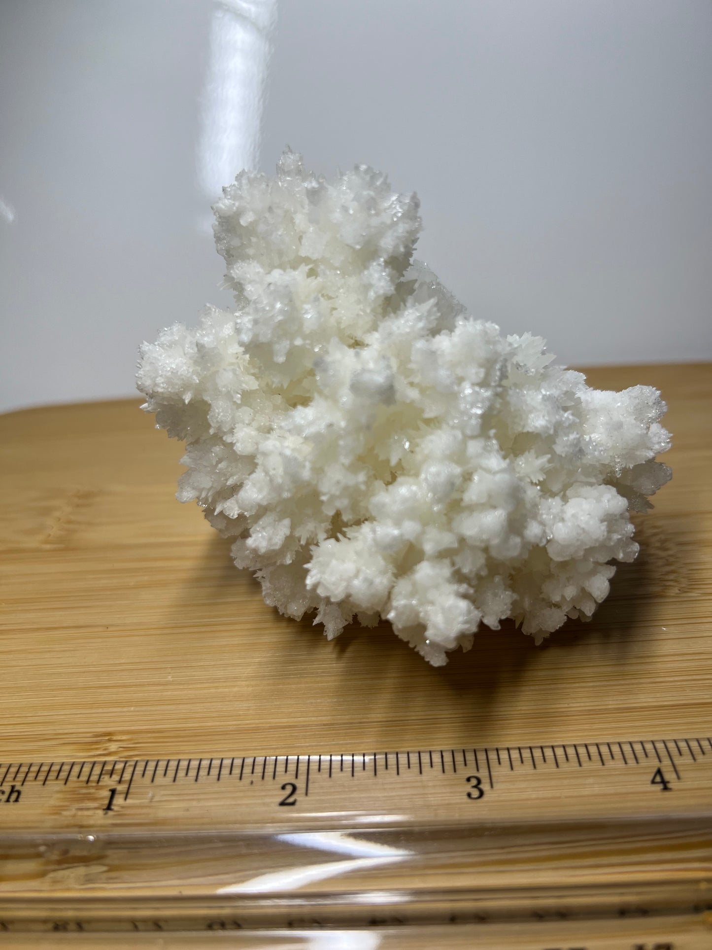 Fluorescent Aragonite Specimen (AE)